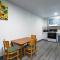 Hitching Post Studios Inn