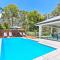 Serenity Retreat Noosa Luxury Guest Suite w Private Solar Heated Pool