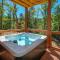 Modern and Cozy 2BR Fire Pit HOT TUB Pool Table - 赛维尔维尔