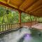 Very Cozy 2BR Hot Tub Pool Table FREE Attraction Tickets - Pigeon Forge