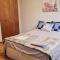 Romantic Stay at Perfect Location- 30 mins To Airport, Langley, Downtown - Guildford