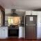 Malibu Ocean Villa with King Bed, Hot Tub, Beach, BBQ