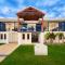 Riverside Luxury