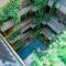 Lahome Boutique Villa and Apartment