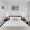 Portside Paradise - Steps away from the Port