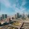 EaseMyTrip - Exquisite Downtown 2BR in Address Skyview Tower 1 - Dubaj