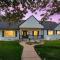Upscale 6BR 2,5BA Holiday Home with Pool, Hot Tub & Game Room