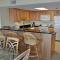 Oceanfront SPT304, Walk to Beach Bars, Dining, Shopping & More