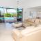 Altaira - Top Location Lake View Pool Spa4 Bed - نيبلس