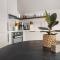 Modern apartment with free parking - ترومسو