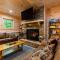 Luxe Family Cabin 8 min to Downtown Blue Ridge