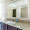 Landing at The Grayson - 1 Bedroom in Cypressdale - Spring