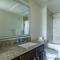 Landing at The Grayson - 2 Bedrooms in Cypressdale - Spring