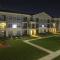 Landing at The Grayson - 2 Bedrooms in Cypressdale - Spring