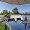 Rooftop Home With Whirlpool & Sauna - Happy Rentals