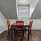 Freshly Redone & Newly Furnished! A MUST SEE! - 新不列颠 Freshly Redone & Newly Furnished! A MUST SEE! - 新不列颠