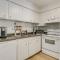 Condo with Amazing Amenities 1 Mi to Beach! - Mallory Park