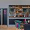 MOXY Vienna Airport