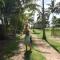 Belles on Ballow - Kookaburra Lodge - Absolute Waterfront