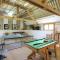 Holiday home and mobile home with spacious garden - Gouvets
