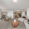 Oceanview Apartment In Resort Complex