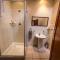 Winelands Villa Guesthouse and Cottages