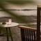 Sea Breeze Santorini Beach Resort, Curio By Hilton - 佩里沃罗