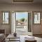 Sea Breeze Santorini Beach Resort, Curio By Hilton - 佩里沃罗