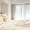 Spacious and Cosy 2-Bedroom seaside Apartment in K