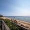 Beachfront on Commercial St Dog Friendly