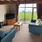 Thames Cottage, Old Mill Farm, Cotswold Water Park