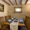 Thames Cottage, Old Mill Farm, Cotswold Water Park