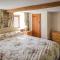 Thames Cottage, Old Mill Farm, Cotswold Water Park
