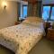 Thames Cottage, Old Mill Farm, Cotswold Water Park