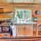 Trout Creek Tiny House with Mtn Views and Fireplace - Trout Creek