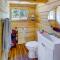 Trout Creek Tiny House with Mtn Views and Fireplace - Trout Creek