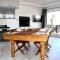 Sea and Mountain View Apartment - 开普敦