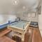 New Modern Cabin w Hot Tub Pool Table & Firepit - Брокен-Боу