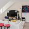 Abington CCC Villa - Sleeps 15, Balcony, Shower Jets, Cinema & Game Room, Baby Room, Pool Table, PS5, 30 Games, Wii, Library, Parking, 5 Rooms - Spinney Hill