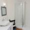 Abington CCC Villa - Sleeps 15, Balcony, Shower Jets, Cinema & Game Room, Baby Room, Pool Table, PS5, 30 Games, Wii, Library, Parking, 5 Rooms - Spinney Hill
