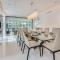 Modern Waterfront Mansion in the heart of Las Olas minutes from the Beach - Форт-Лодердейл
