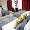 Abington CCC Villa - Sleeps 15, Balcony, Shower Jets, Cinema & Game Room, Baby Room, Pool Table, PS5, 30 Games, Wii, Library, Parking, 5 Rooms - Spinney Hill