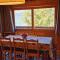 Chalet à Montalbert: 3 Chambres, Mezzanine, Cheminée, Cuisine Équipée, Parking - FR-1-755-7