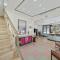 Greenview Hotel By Lowkl