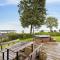 Lovely, New-Built Cottage Near Sea