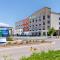 Holiday Inn Express & Suites - Colorado Springs AFA Northgate by IHG