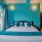 Candolim Beach White Residency