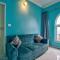 Candolim Beach White Residency