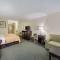Quality Inn & Suites South