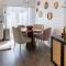 Charming 2BR Townhouse with Patio & Parking in DC - 华盛顿